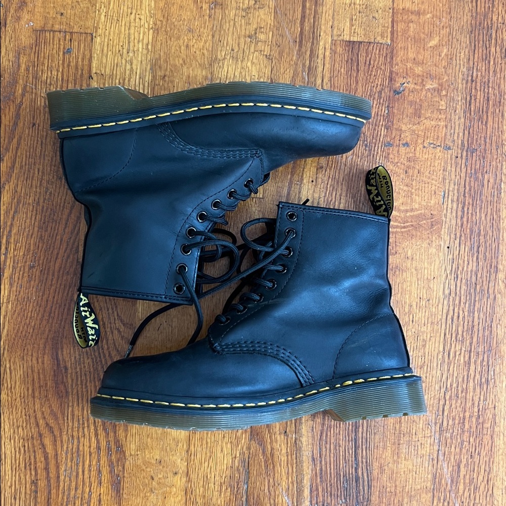 Dr. Martens Black Leather Boots. 8W or 7M. Lightly worn. Style AW004 SH 09 V